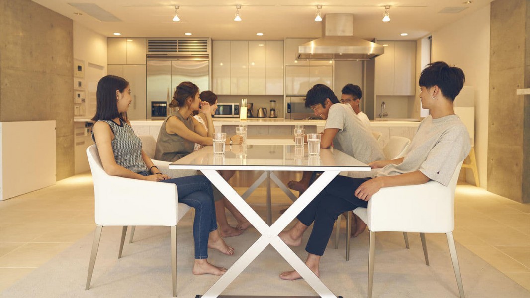 Terrace House: Boys & Girls in the City