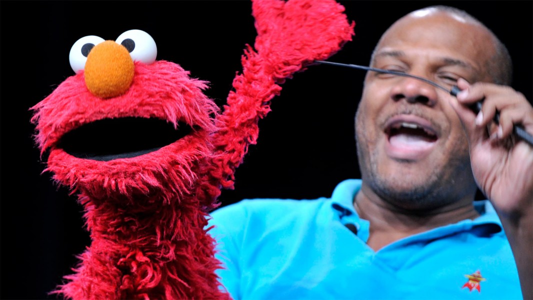 Being Elmo: A Puppeteer's Journey