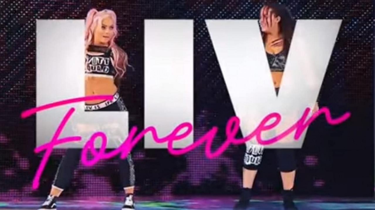 WWE: Liv Forever