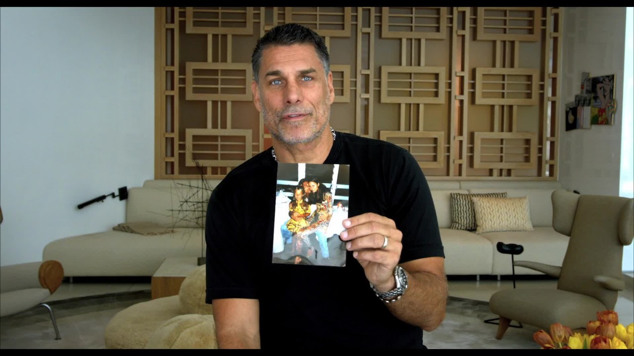 The Genius of Gianni Versace Alive