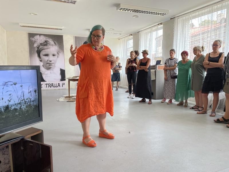 Mare Tralla's Secret