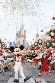 Disney Parks Magical Christmas Day Parade-full