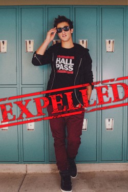 Watch free Expelled movies Hd online on TinyZone