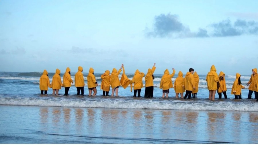 High Tide Don’t Hide